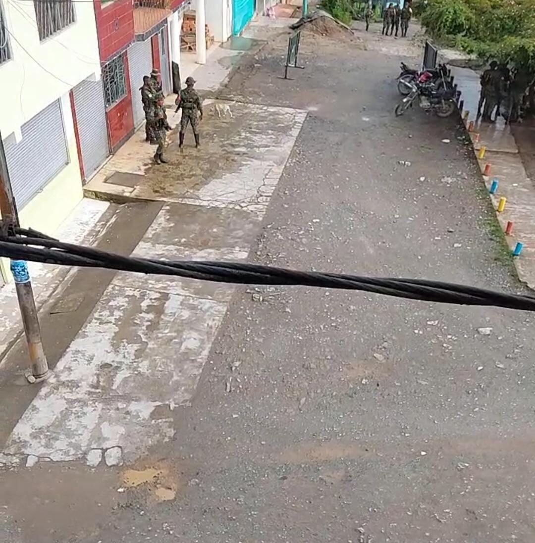 Cese al fuego: revelan imágenes de las disidencias de las Farc patrullando en municipio de Nariño.