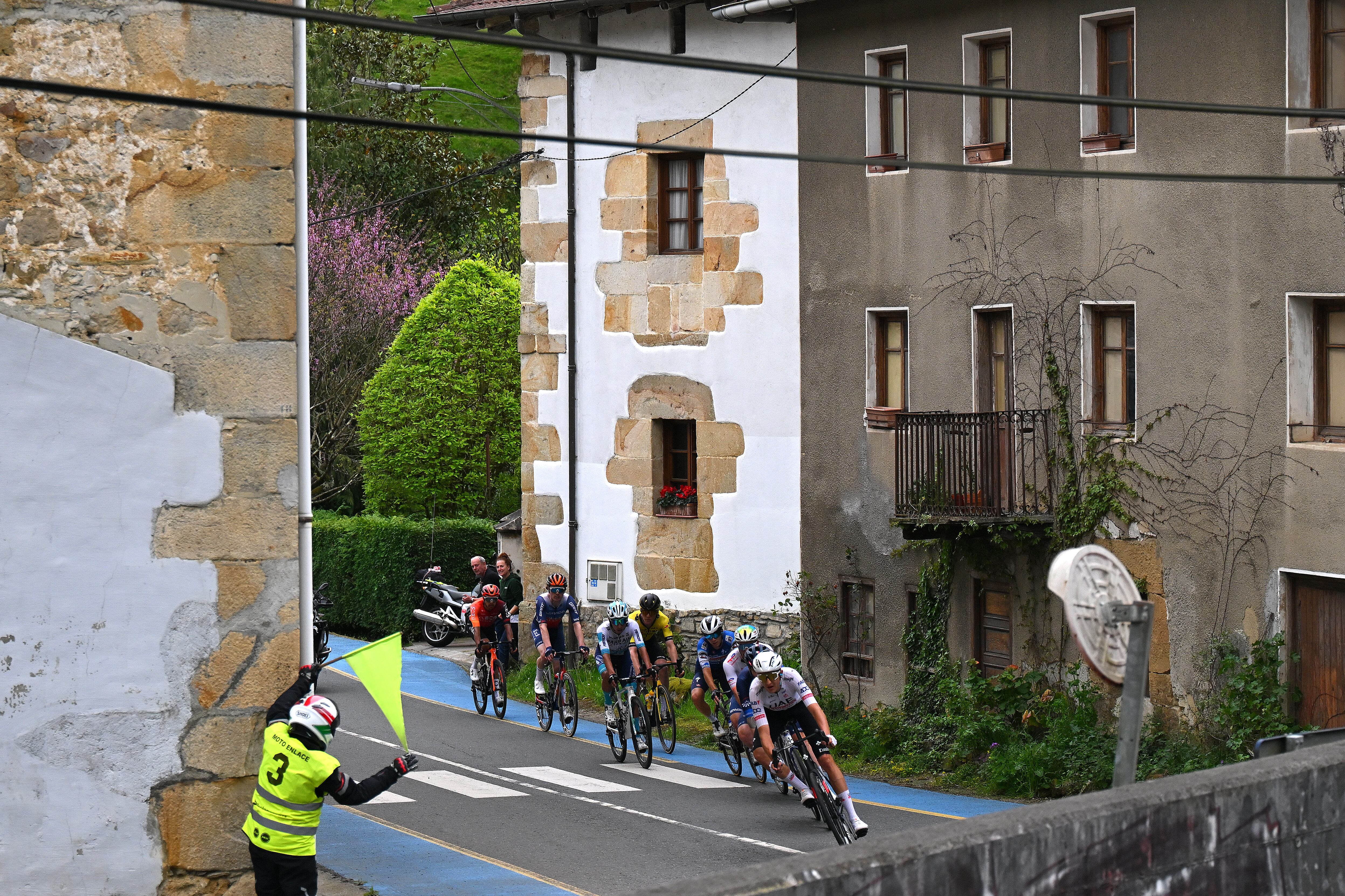 AMOREBIETA - ETXANO, SPAIN - APRIL 05: (L-R) Santiago Buitrago of Colombia and Team Bahrain - Victorious, William Junior Lecerf of Belgium and Team Soudal Quick-Step and Marc Soler of Spain and UAE Team Emirates and a general view of the peloton competing during the 63rd Itzulia Basque Country 2024, Stage 5 a 175.9km stage from Vitoria-Gasteiz to Amorebieta-Etxano / #UCIWT / on April 05, 2024 in Amorebieta-Etxano, Spain. (Photo by Tim de Waele/Getty Images)