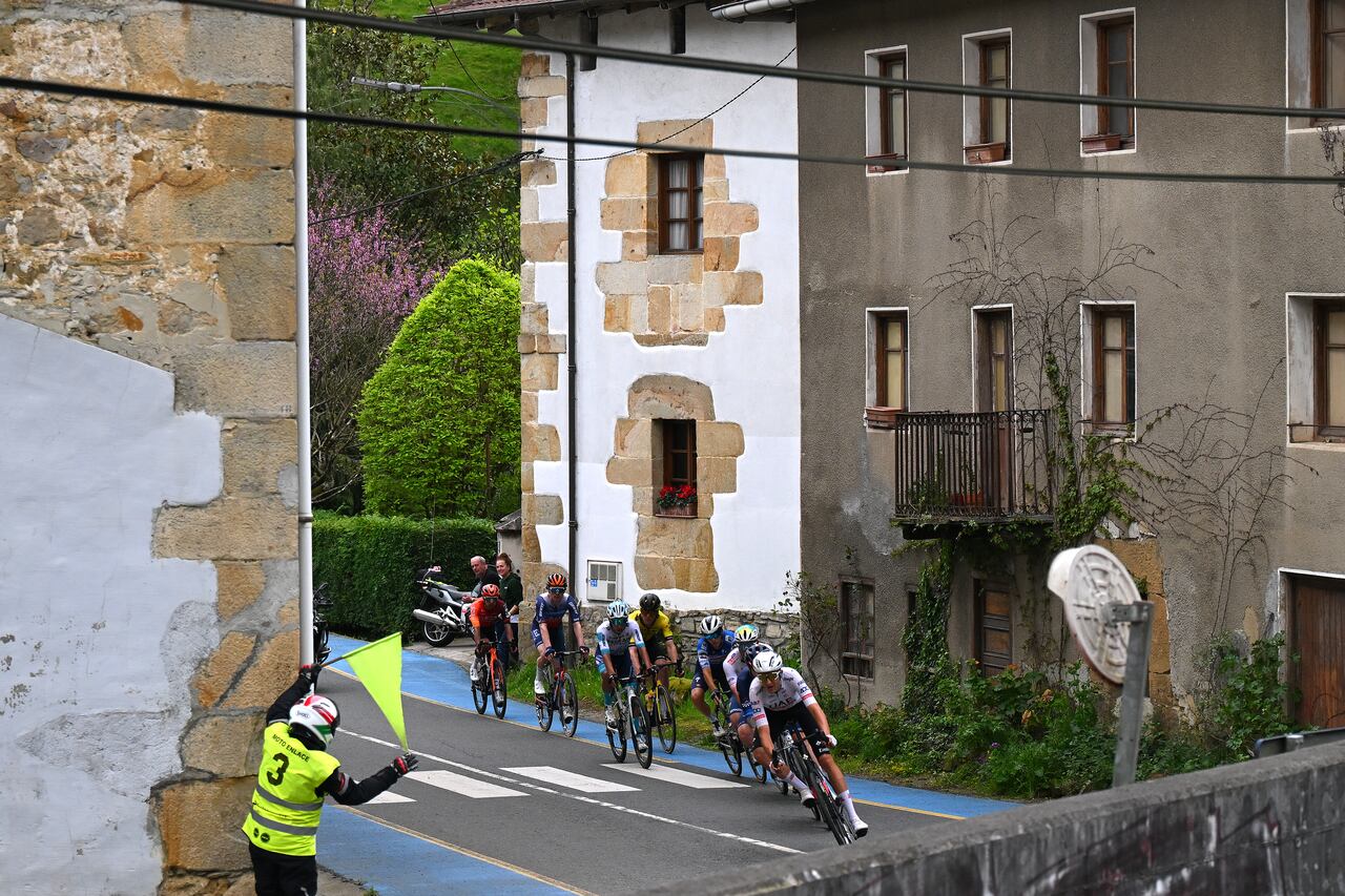 AMOREBIETA - ETXANO, SPAIN - APRIL 05: (L-R) Santiago Buitrago of Colombia and Team Bahrain - Victorious, William Junior Lecerf of Belgium and Team Soudal Quick-Step and Marc Soler of Spain and UAE Team Emirates and a general view of the peloton competing during the 63rd Itzulia Basque Country 2024, Stage 5 a 175.9km stage from Vitoria-Gasteiz to Amorebieta-Etxano / #UCIWT / on April 05, 2024 in Amorebieta-Etxano, Spain. (Photo by Tim de Waele/Getty Images)