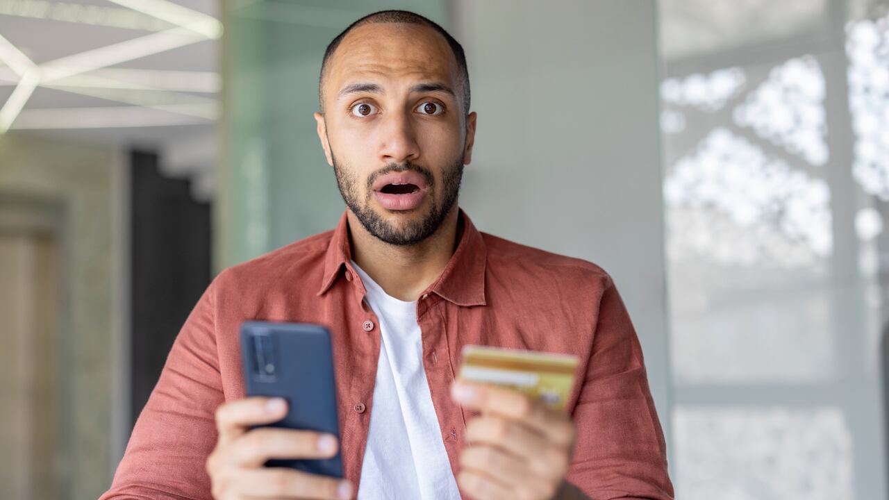 Las estafas en línea suelen ser cada vez más sofisticadas, debido al avance de la tecnología.