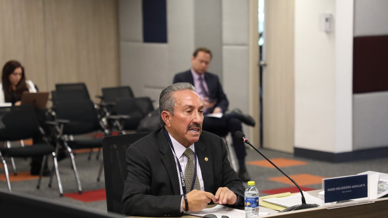 Coronel (r) Hugo Aguilar durante la Audiencia Única de Verdad ante la JEP