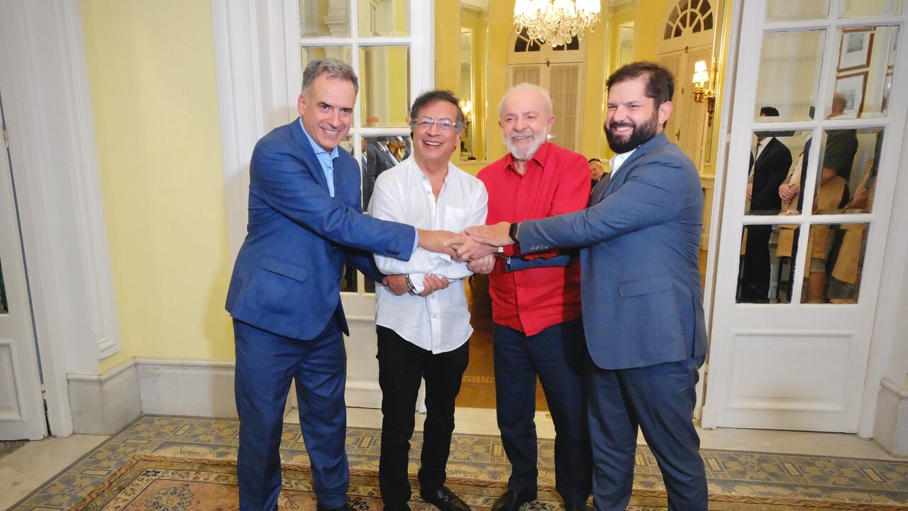 Encuentro entre los presidentes de Brasil, Luis Inácio Lula da Silva; de Colombia, Gustavo Petro Urrego; de Chile, Gabriel Boric; y de Uruguay, Yamandú Orsi.