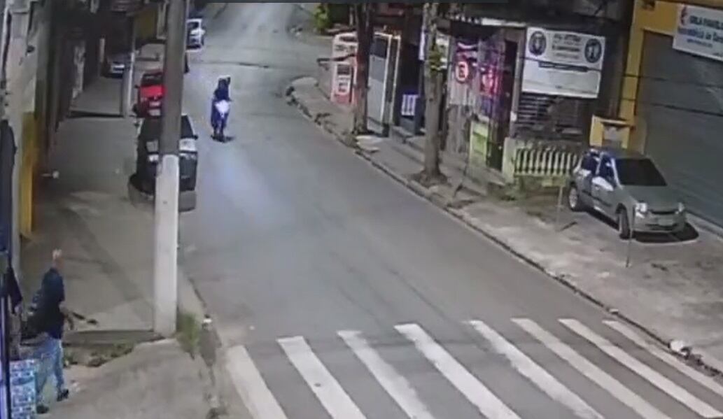 Los hombres sorprendieron a su víctima.