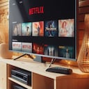La cantidad de velocidad de Internet que necesitas para ver Netflix sin interrupciones varía según la calidad de transmisión que elijas y otros factores como la cantidad de dispositivos en tu red y la hora del día.