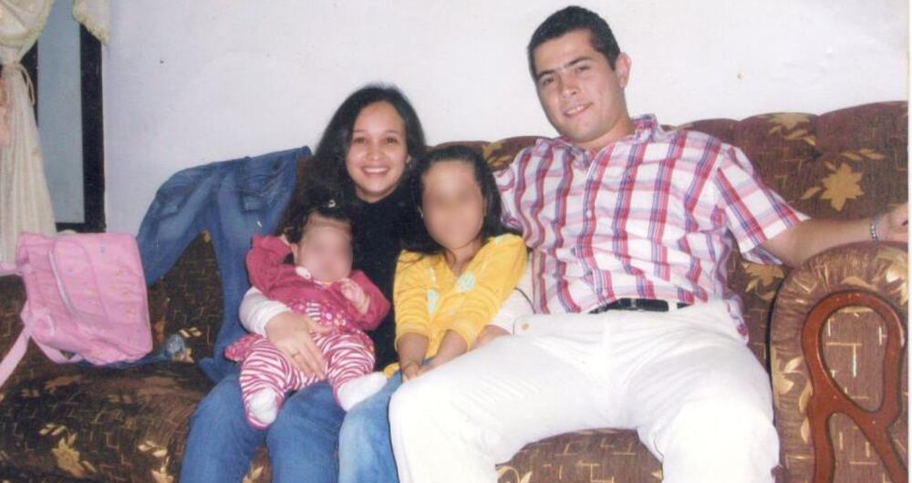 Foto tomada en 2010 en Valencia (Venezuela) donde aparecen Alí Waked, Grey Sierra, Duaa Waked (de 10 años) y Suyud Waked, una bebé para ese entonces.