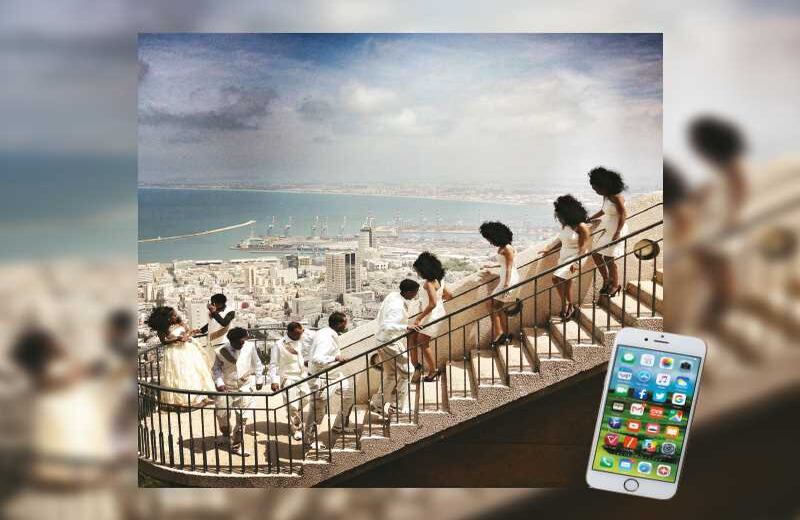 Malin Fezehai obtuvo el World Press Photo 2015, en la categoría Vida Cotidiana, por una foto tomada con un iPhone. La imagen muestra una boda de refugiados eritreos en Haifa, Israel.