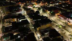 Vista nocturna de Puerto Colombia, Atlántico.