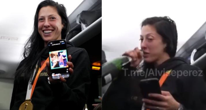 Jenni Hermoso, bromeando con sus compañeras