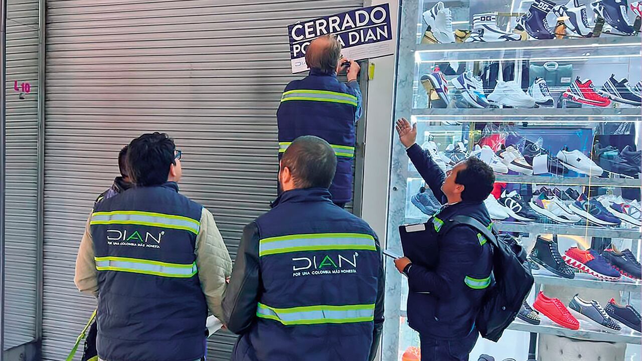 La lucha contra la evasión y el contrabando se da, pero con pocos funcionarios. La Polfa, por ejemplo, tenía 1.400 agentes al inicio del siglo y ahora solo cuenta con 680.