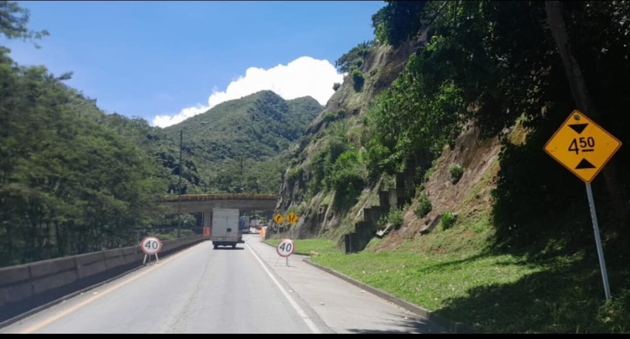 Vía al Llano, Coviandina anuncia nuevos cierres este sábado 26 de agosto