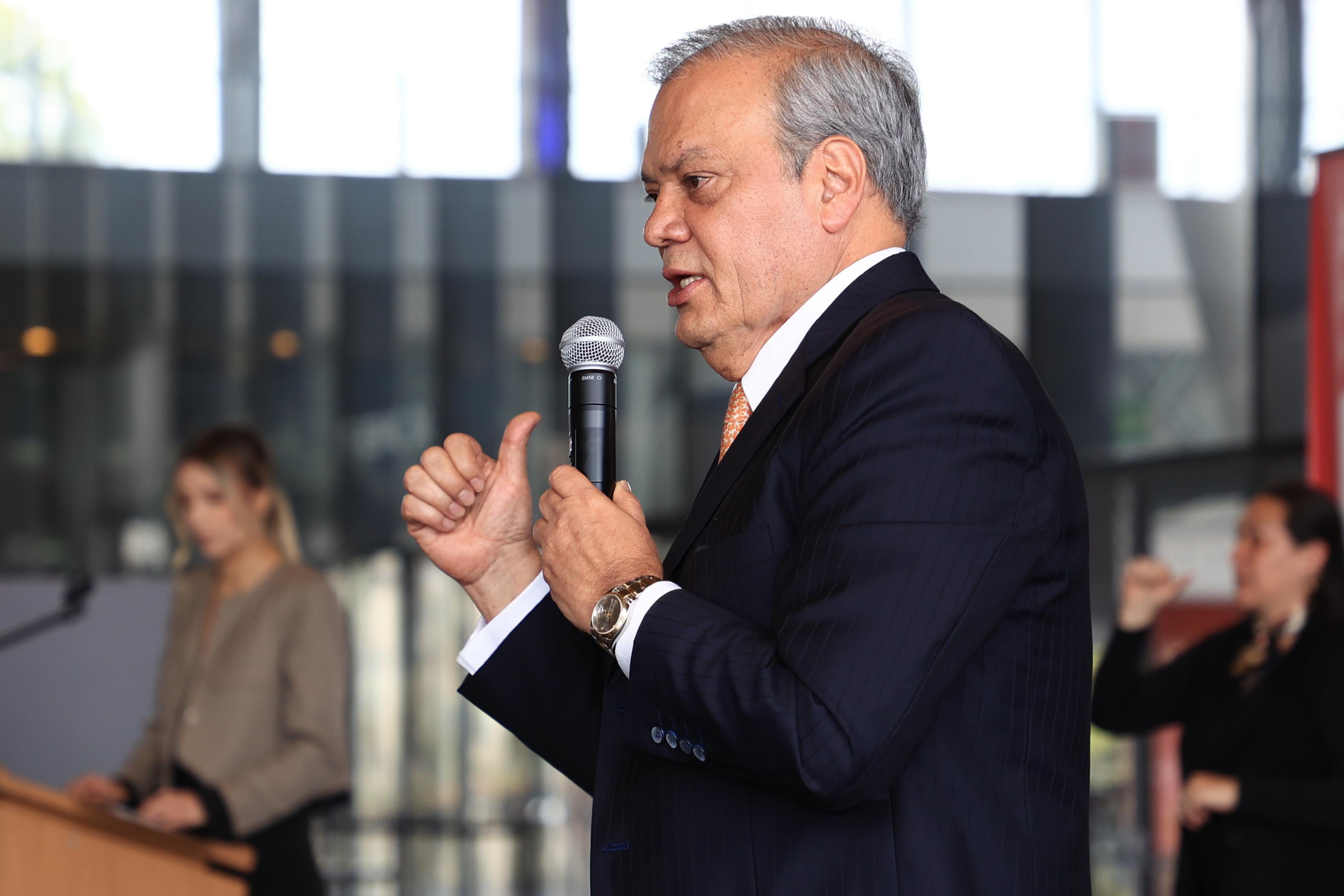 Ovidio Claros, presidente de la Cámara de Comercio de Bogotá