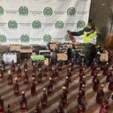 Licor adulterado incautado.