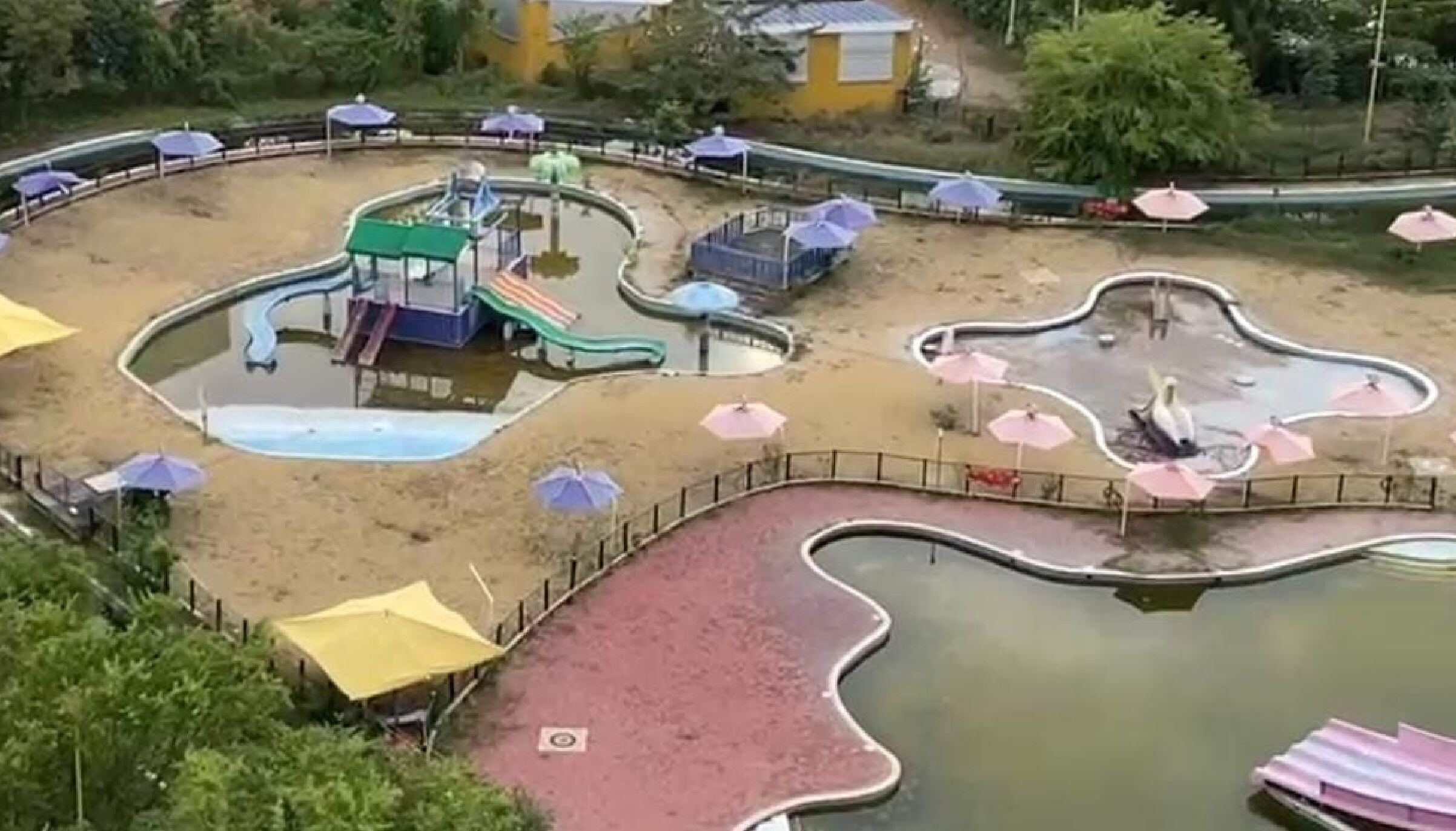 El parque se encuentra en abandono desde hace más de 3 años.