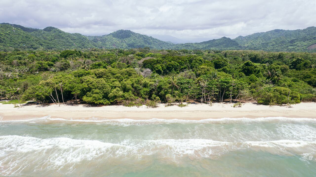 La playa Palomino, en La Guajira, es una de las más económicas de Colombia.
