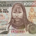 El billete de 10 mil pesos colombianos que circuló en Colombia entre 1992 y 1994