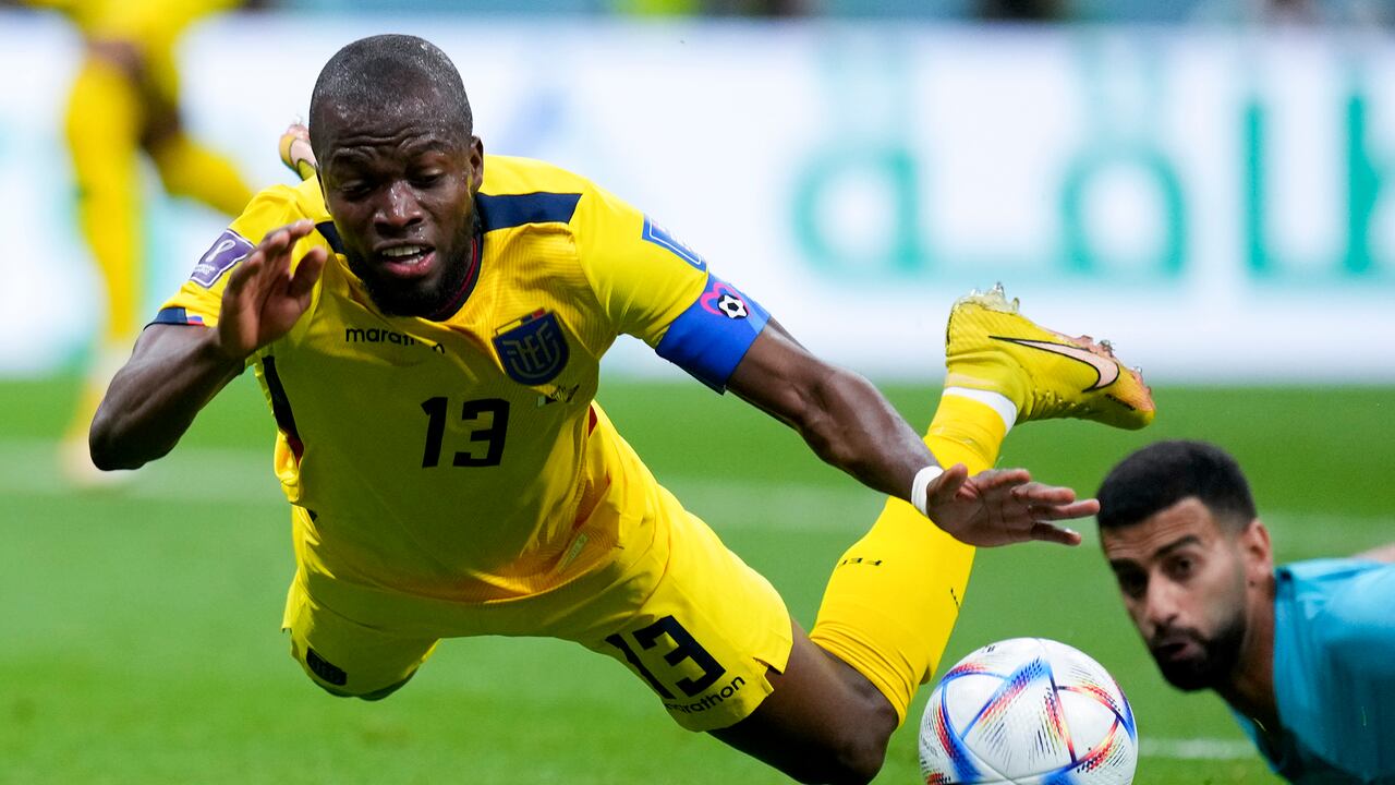 Marcó los dos goles de la victoria del combinado suramericano ante el anfitrión.