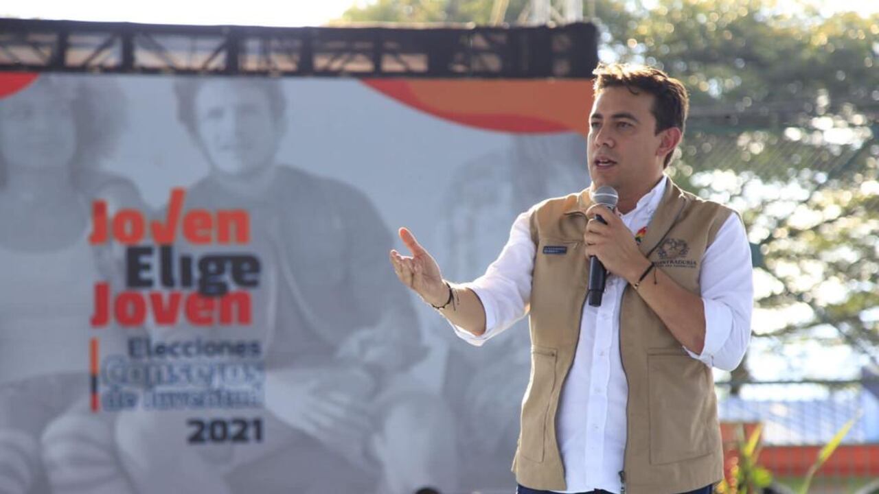 Alexánder Vega Rocha, registrador nacional del Estado Civil.