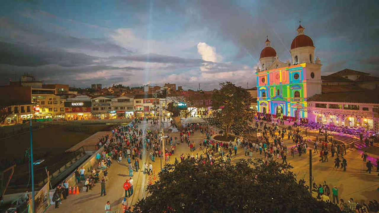 El pasado 10 de noviembre se inauguró la nueva plaza-parque de Rionegro.