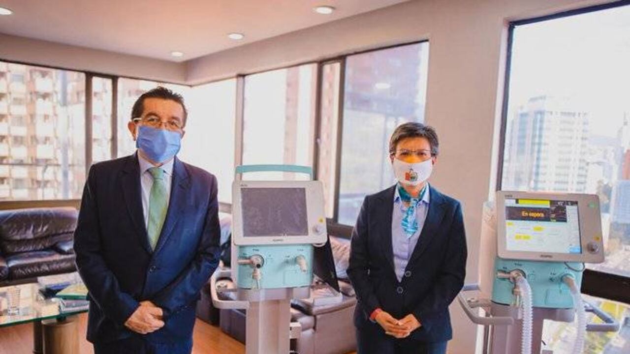 La alcaldesa Claudia López y el ministro de Salud, Fernando Ruiz.