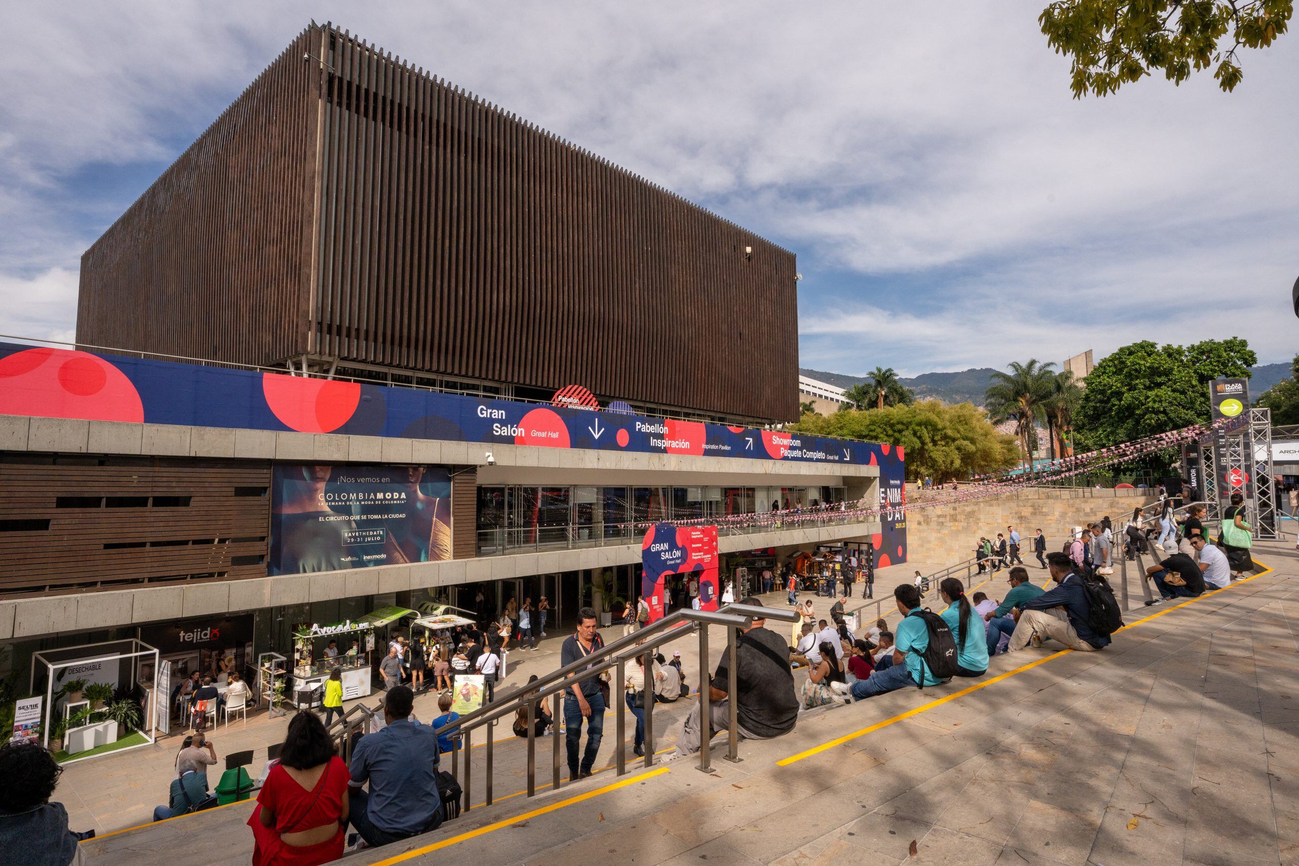 Colombiatex cerró su primer día con más de 17.000 asistentes: estas fueron las cifras