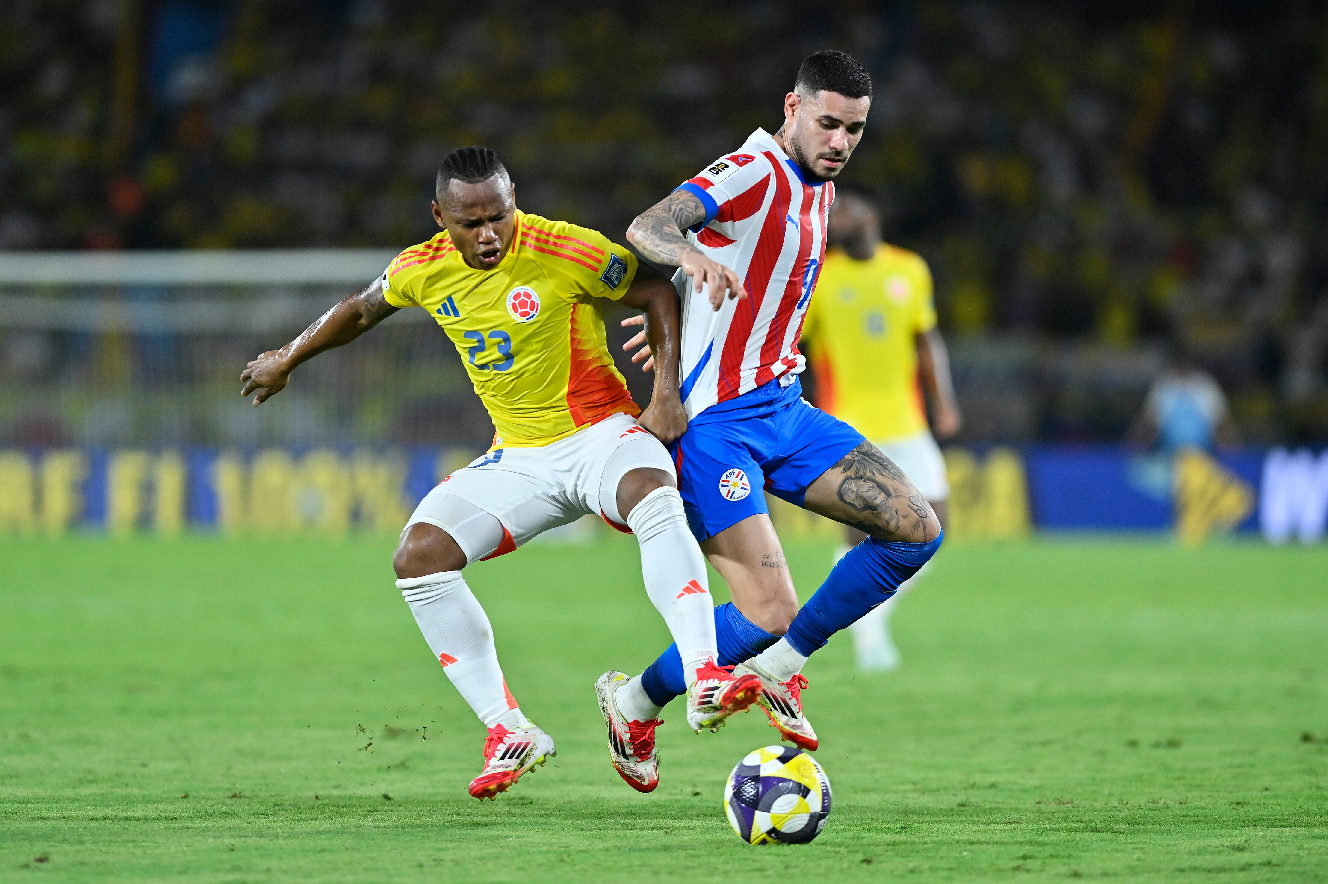 Jáminton Campaz entró al juego en el que Colombia empató con Paraguay