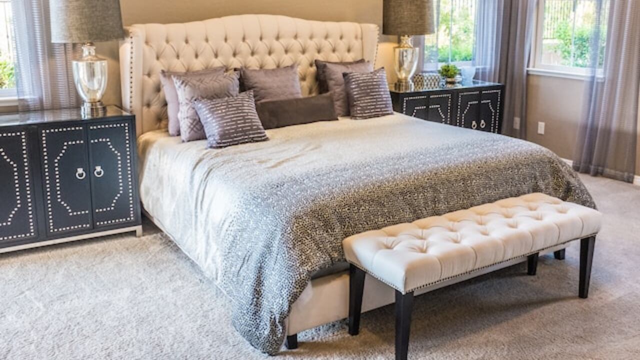 Lo ideal es que cuando entre a su habitación el aroma que esta tenga sea agradable y relajante.