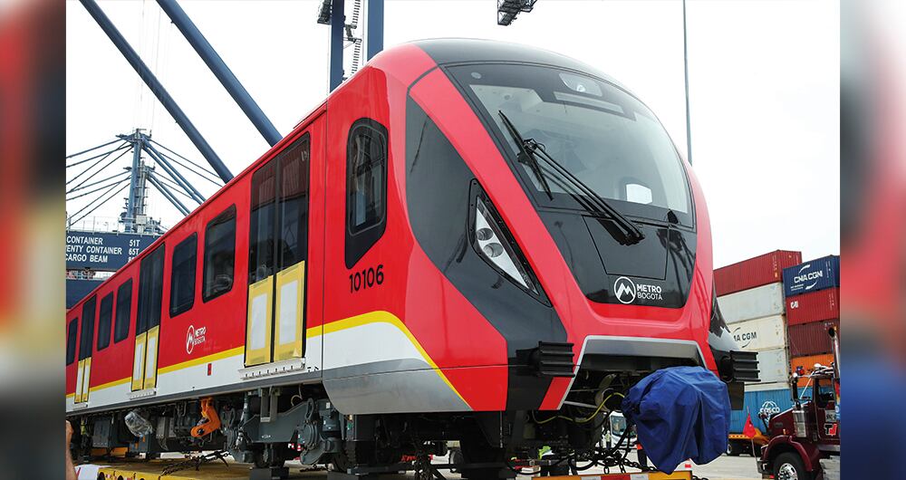 Los vagones del metro de Bogotá fueron recubiertos con cinco capas de protección para que soporten el viaje desde Cartagena hasta el patio taller en Bosa.