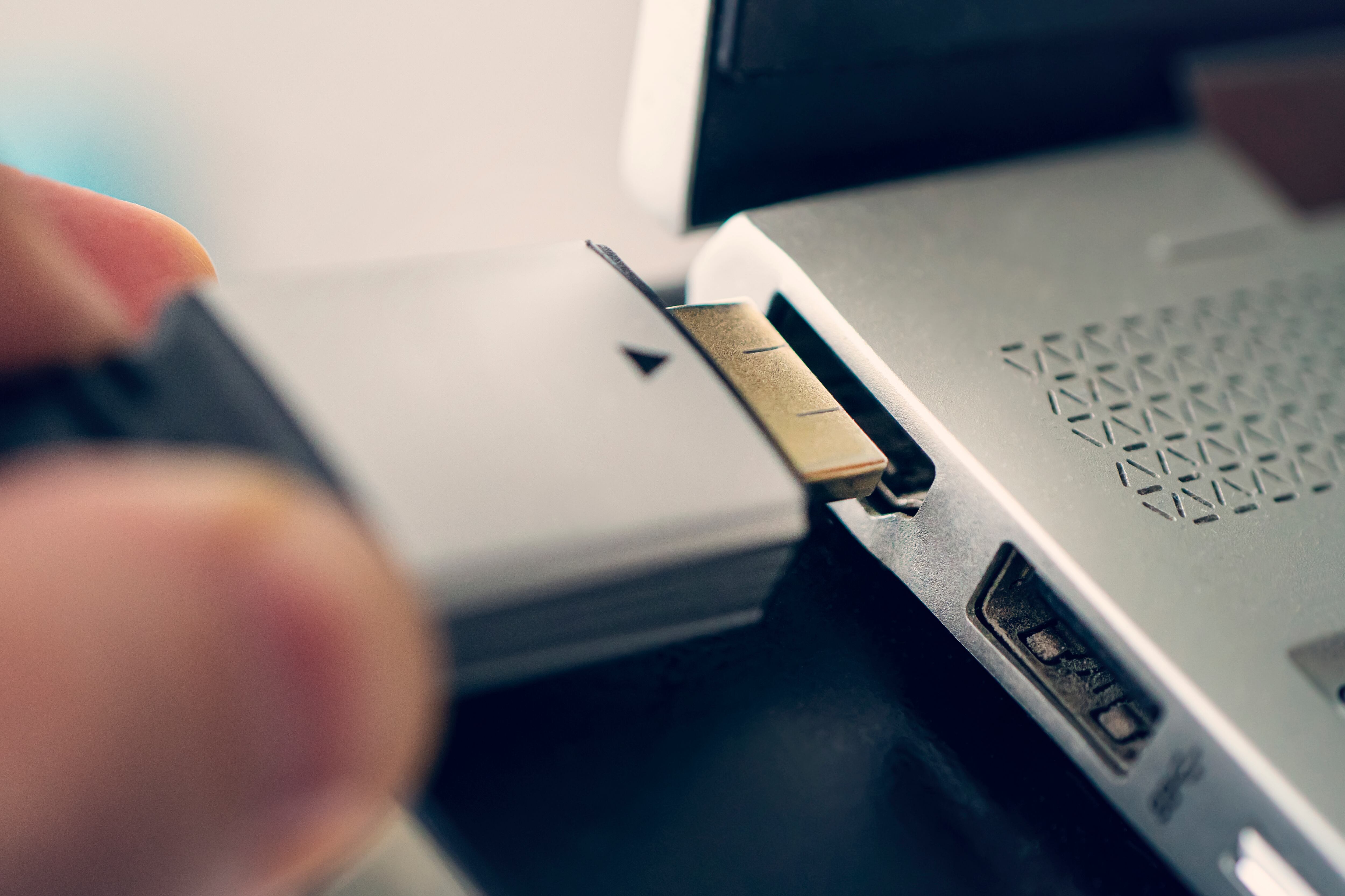 pequeño dispositivo llamado HDMI fantasma ha comenzado a ganar protagonismo en el ámbito tecnológico.