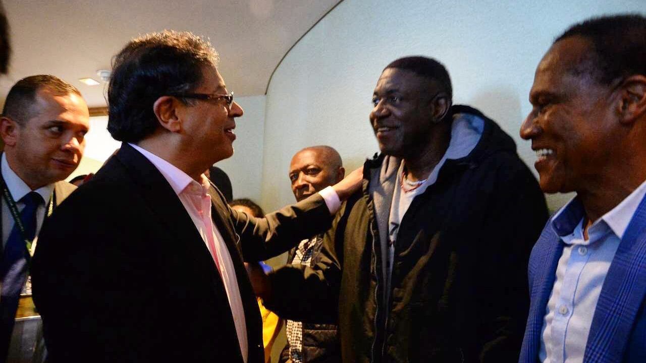 Petro recibió adhesión de astros del deporte colombiano.