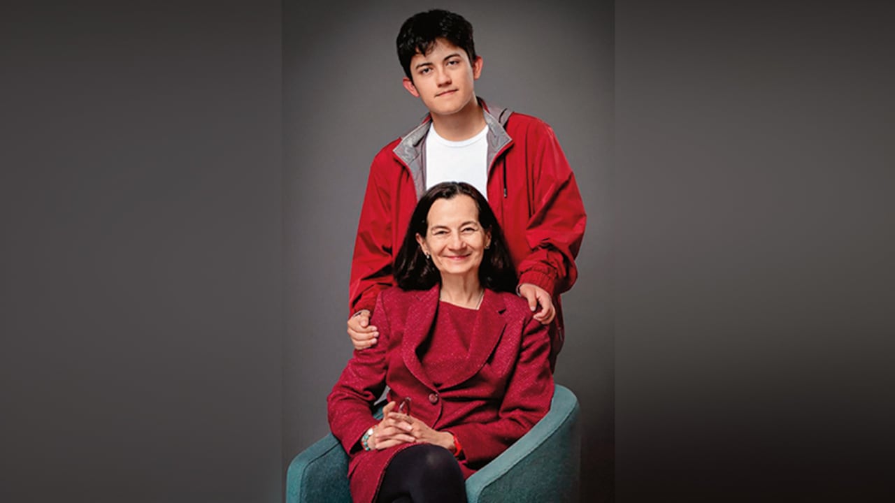 Clara Rojas y su hijo Emmanuel.