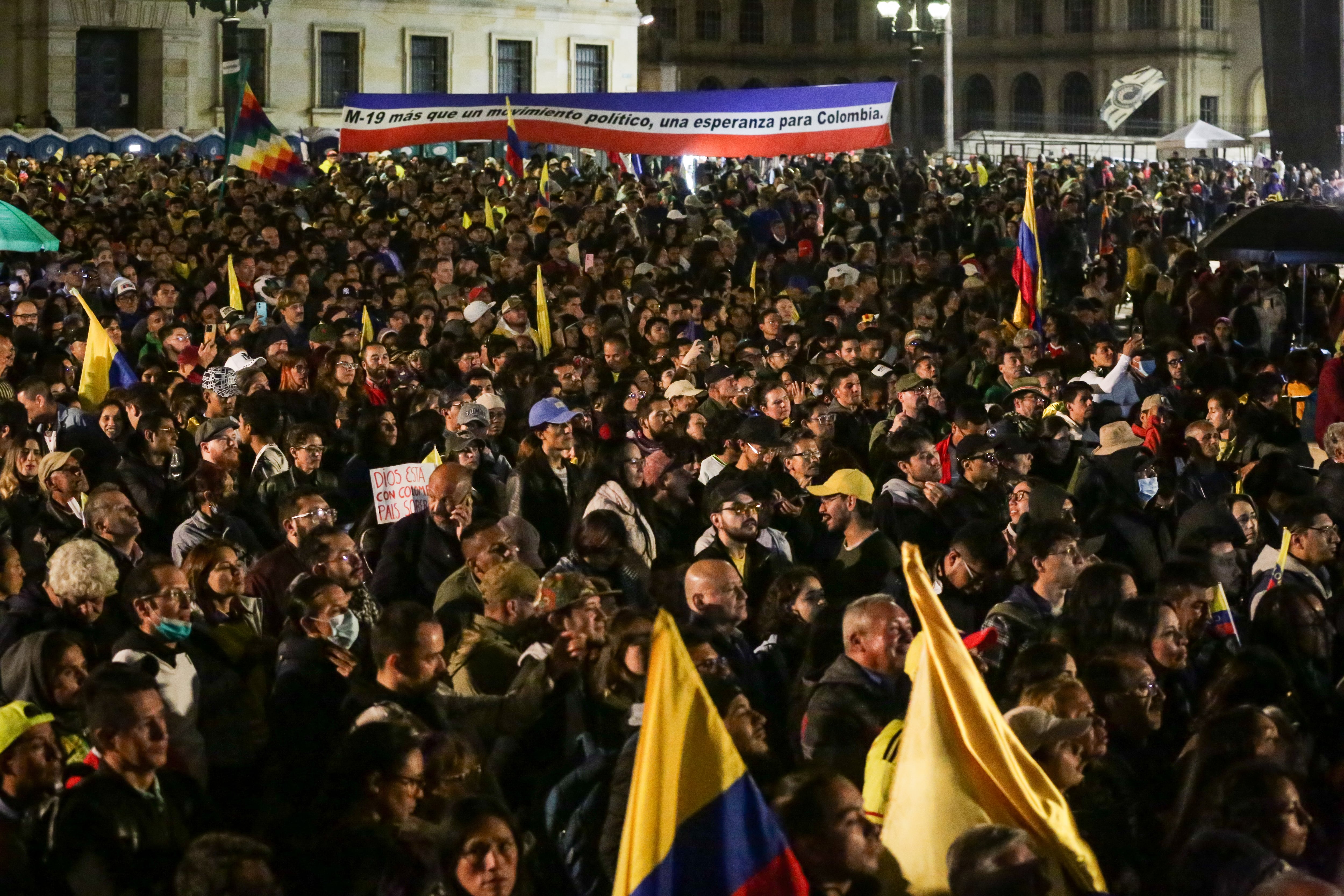 Así estuvo la Plaza de Bolívar tras la marcha convocada por la soberanía y la democracia.