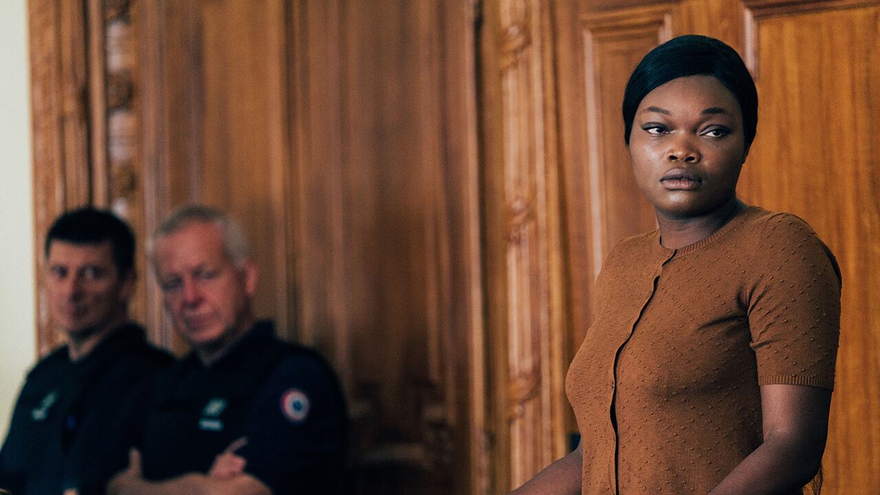 La reveladora 'Saint Omer', de Alice Diop, con Kayije Kagame, Guslagie Malanda, Valérie Dreville y Aurélia Petit, llega al país.