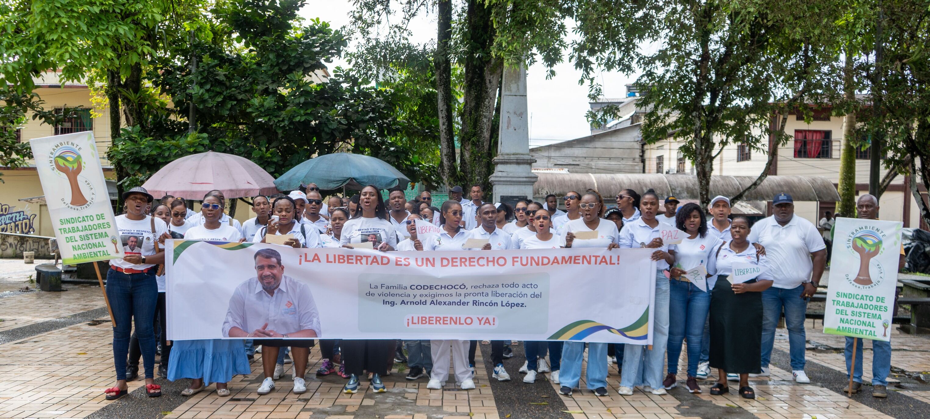 Los funcionarios de Codechocó piden el respeto a la vida y la inmediata liberación de Rincón, quien padece varios problemas de salud.