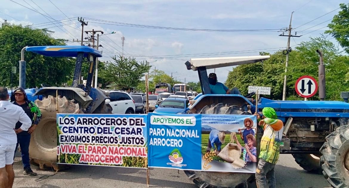 Bloqueos del paro arrocero se mantienen sin diálogo nacional ni presencia de altos funcionarios.