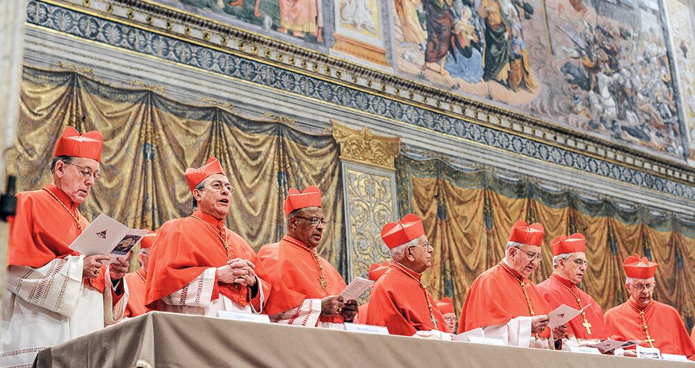 Los cardenales se dividieron en el proceso de realizar la elección.