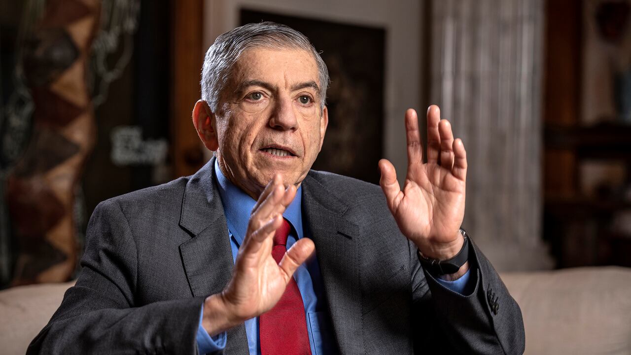 César Gaviria Trujillo. Ex-Presidente de la República.
Bogotá Abril 30 de 2021.
Foto: Juan Carlos Sierra-Revista Semana.
