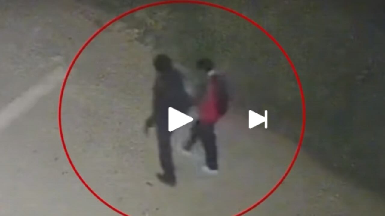 La menor, al parecer fue abordada por uno de los vecinos, quien estaría detrás del crimen.