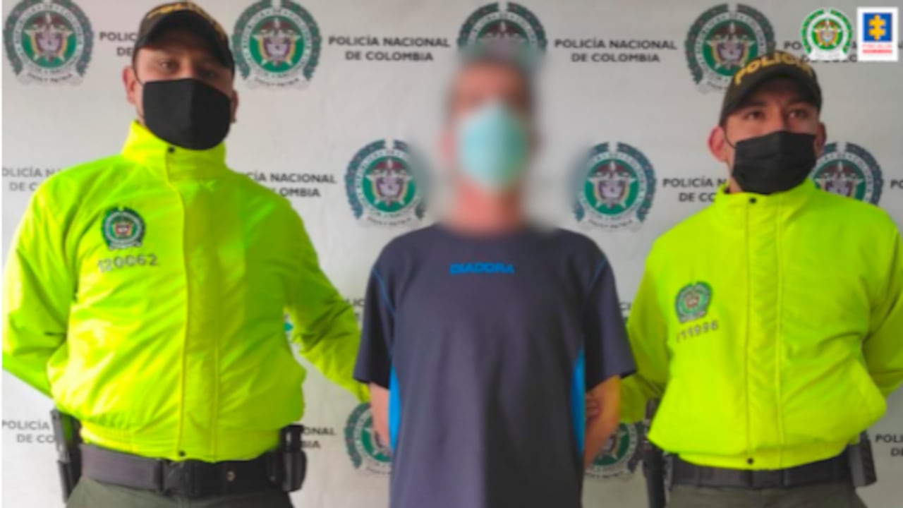 La Fiscalía logró la captura del docente en un operativo que ahora se convierte en una medida de aseguramiento.