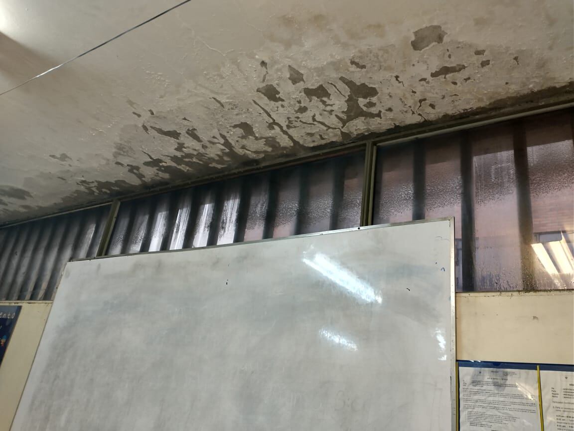 Afectaciones física en el colegio Javiera Londoño en Medellín.