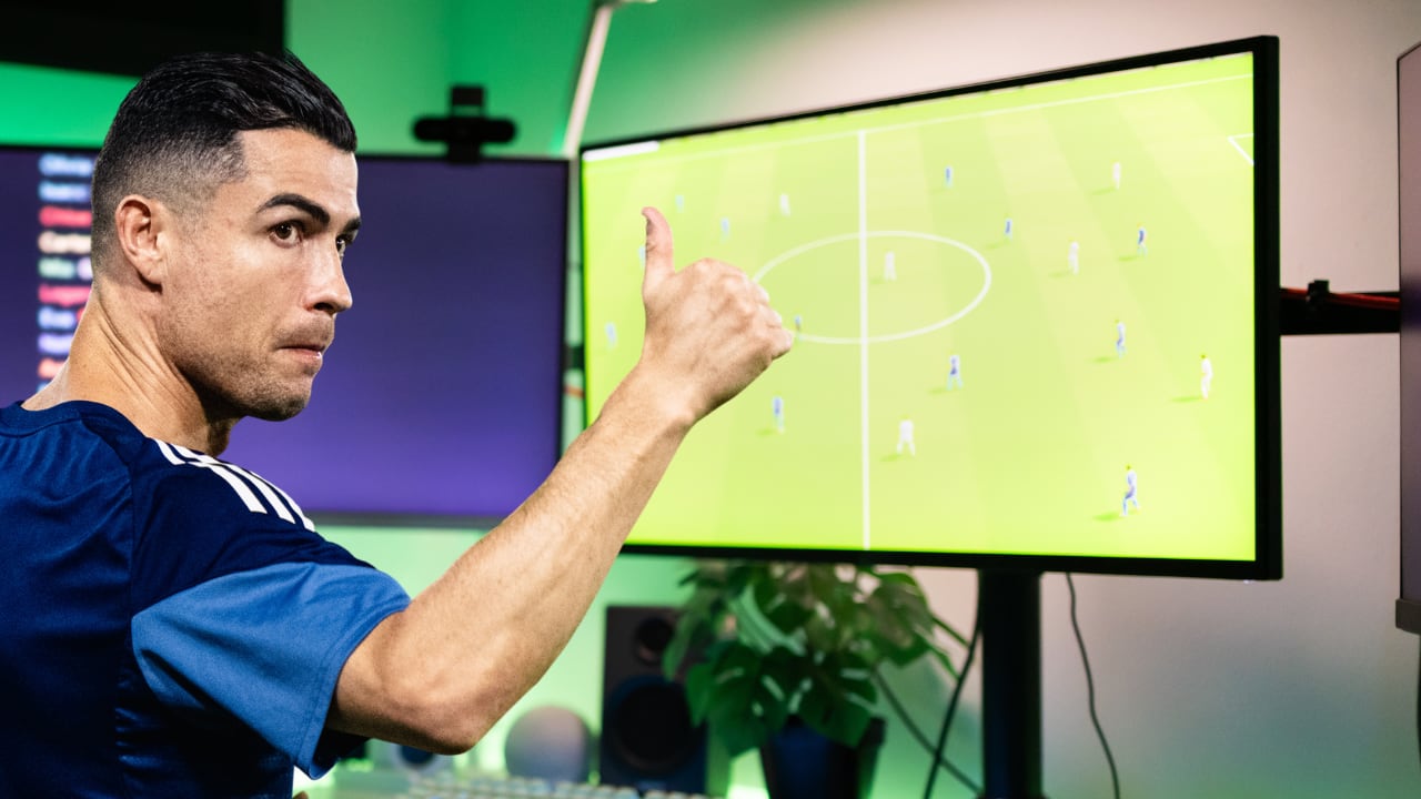 Cristiano Ronaldo su suma al negocio de las transmisiones deportiva a través de streaming por YouTube.