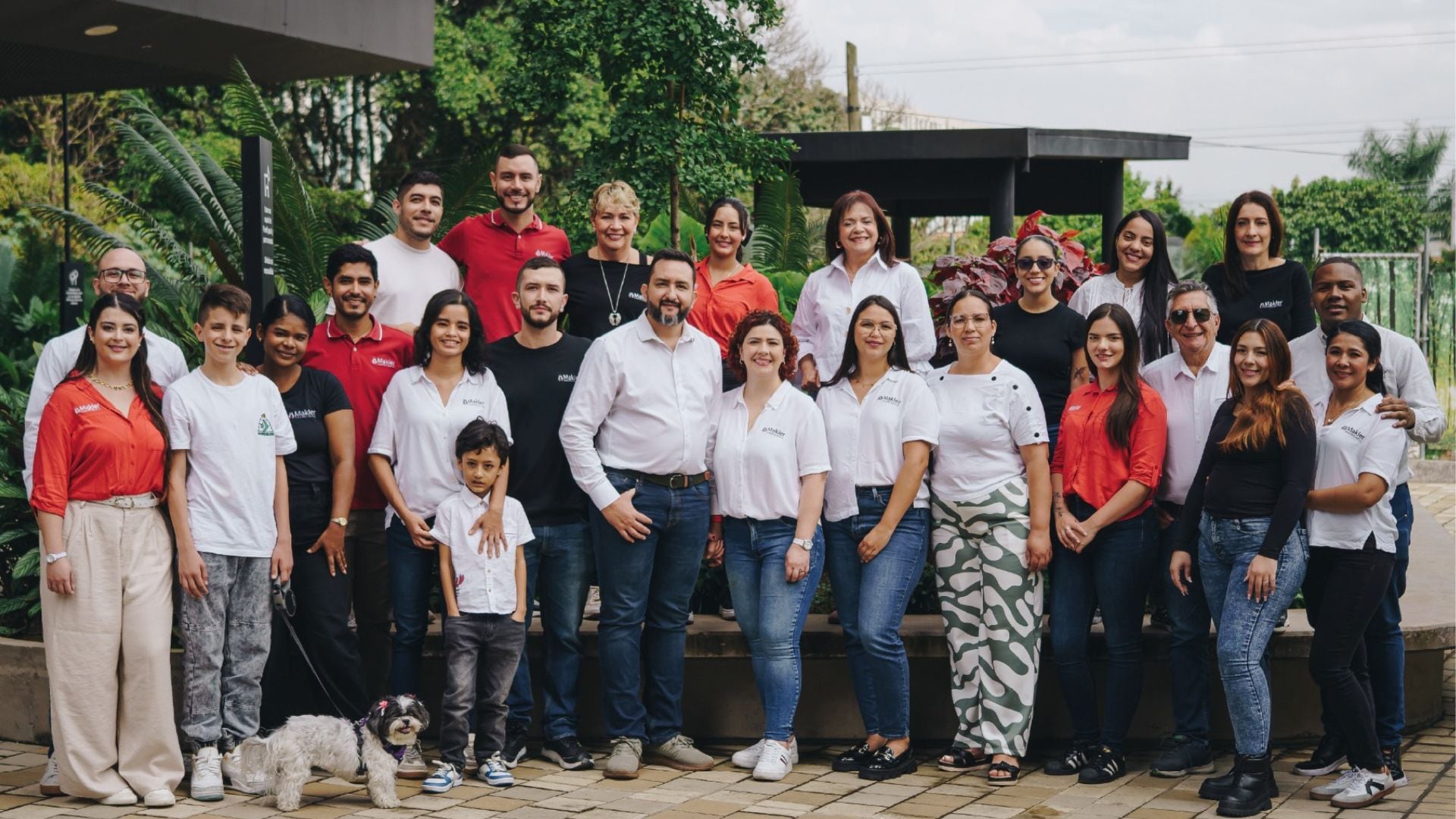 El equipo de Makler Inmobiliario hace comprensible lo técnico, útil lo numérico y valioso lo que parece solo un trámite.