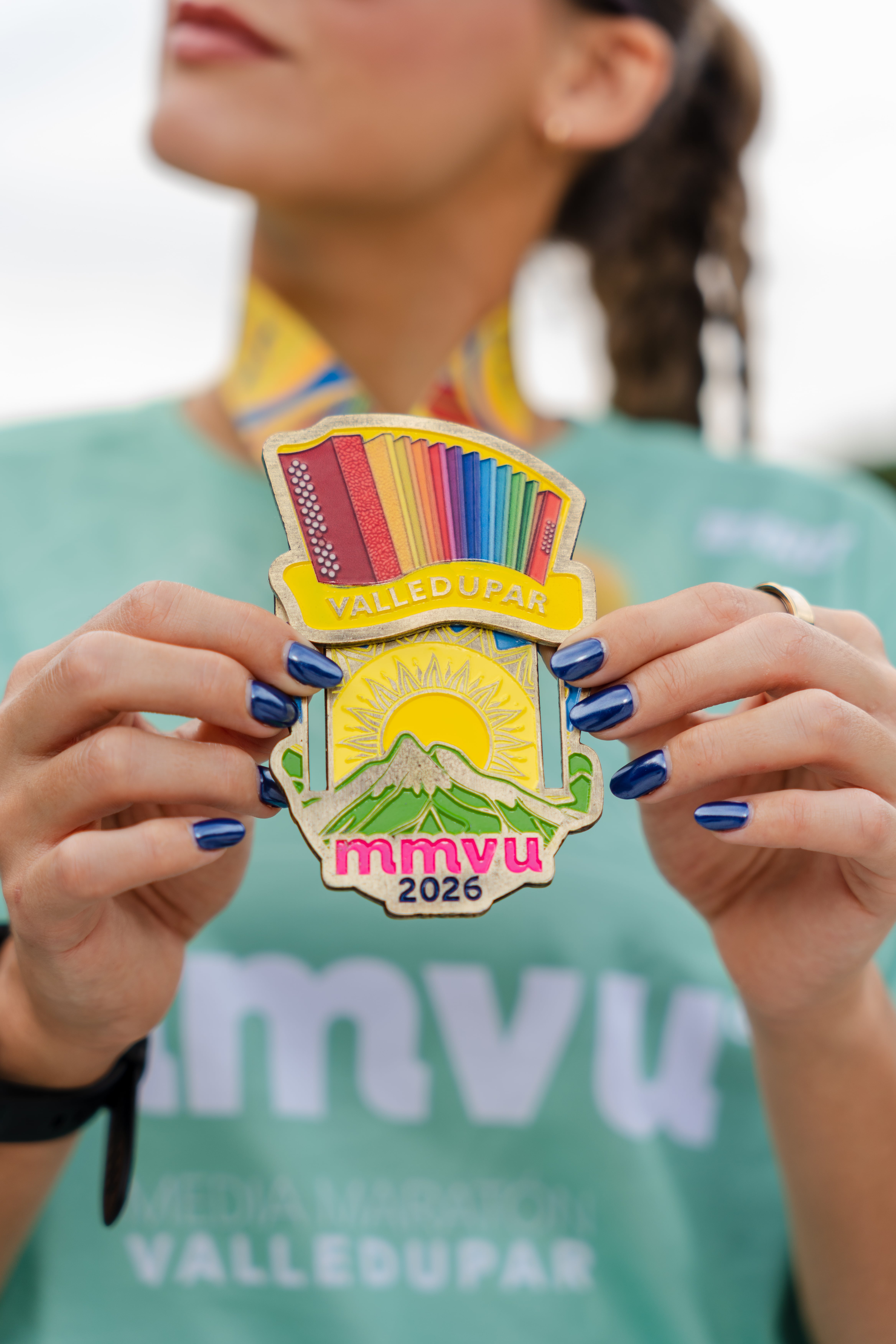 Esta es la medalla de la Media Maratón de Valledupar 2026.
