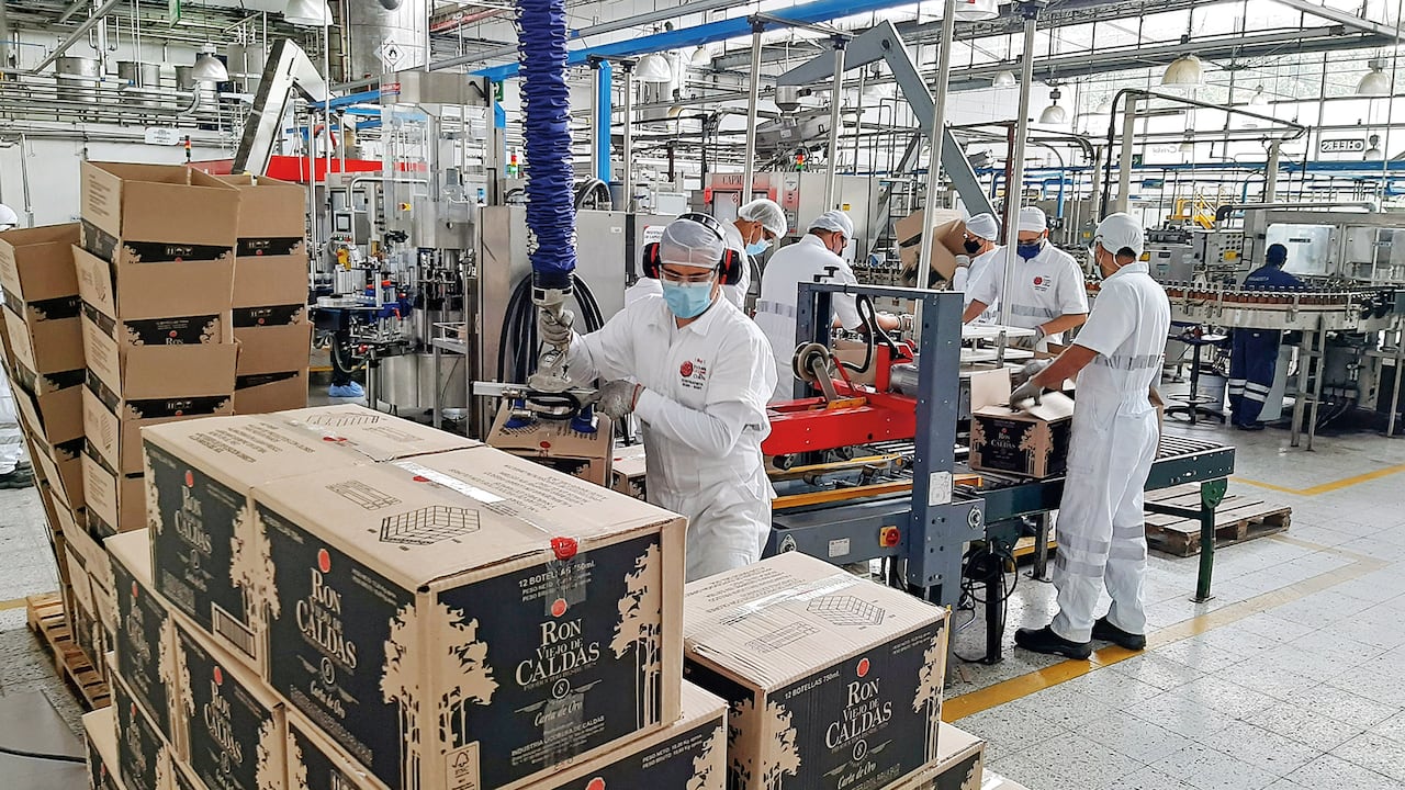 La Industria Licorera de Caldas llega a 21 mercados internacionales con sus productos.
