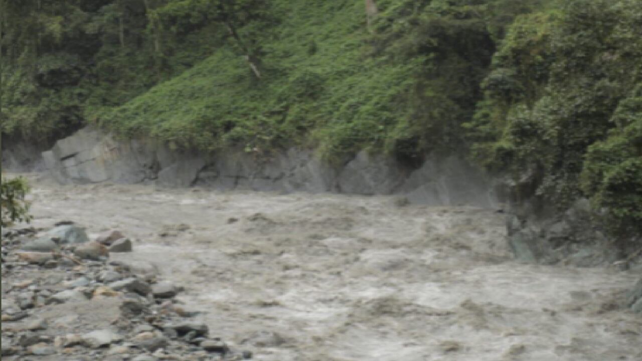 Ola de lluvias Cundinamarca hace que estén en alerta máxima Foto: @CundinamarcaGob