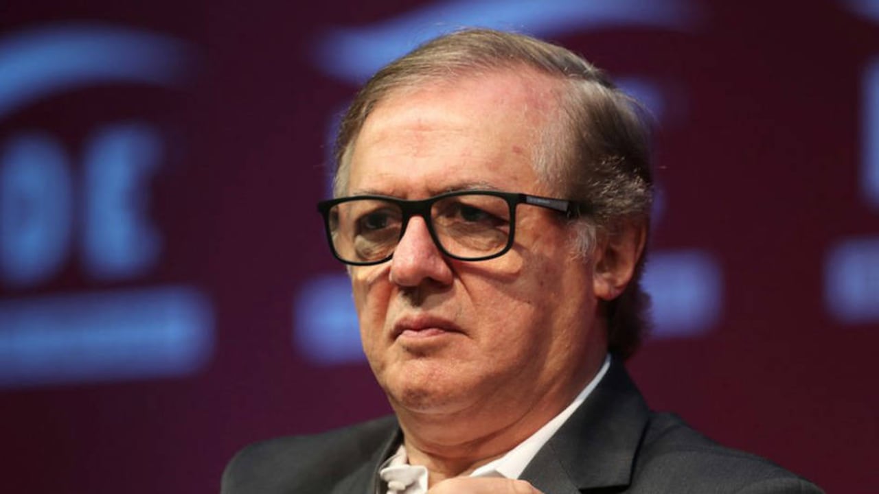 Ricardo Vélez es un un filósofo y profesor ultraconservador colombiano nacionalizado brasileño.