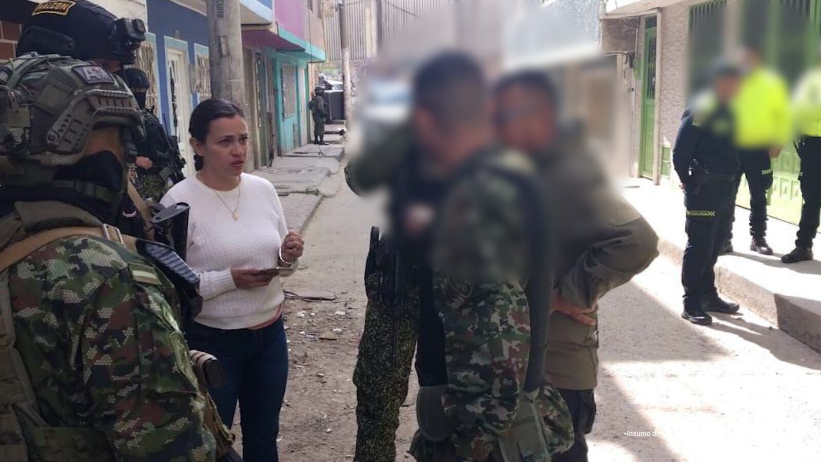 Organización criminal que infiltró la seguridad presidencial y que incluyó a funcionarios del Ejército Nacional.