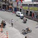 La reducción en el comercio de útiles escolares es evidente. En la carrera 11 con calle 10, al centro de la ciudad, sector conocido por la feria escolar solo están funcionando 4 locales, mientras que en otras épocas abrían más de 20.
Bogotá Enero 28 del 2021
Foto Guillermo Torres / Semana