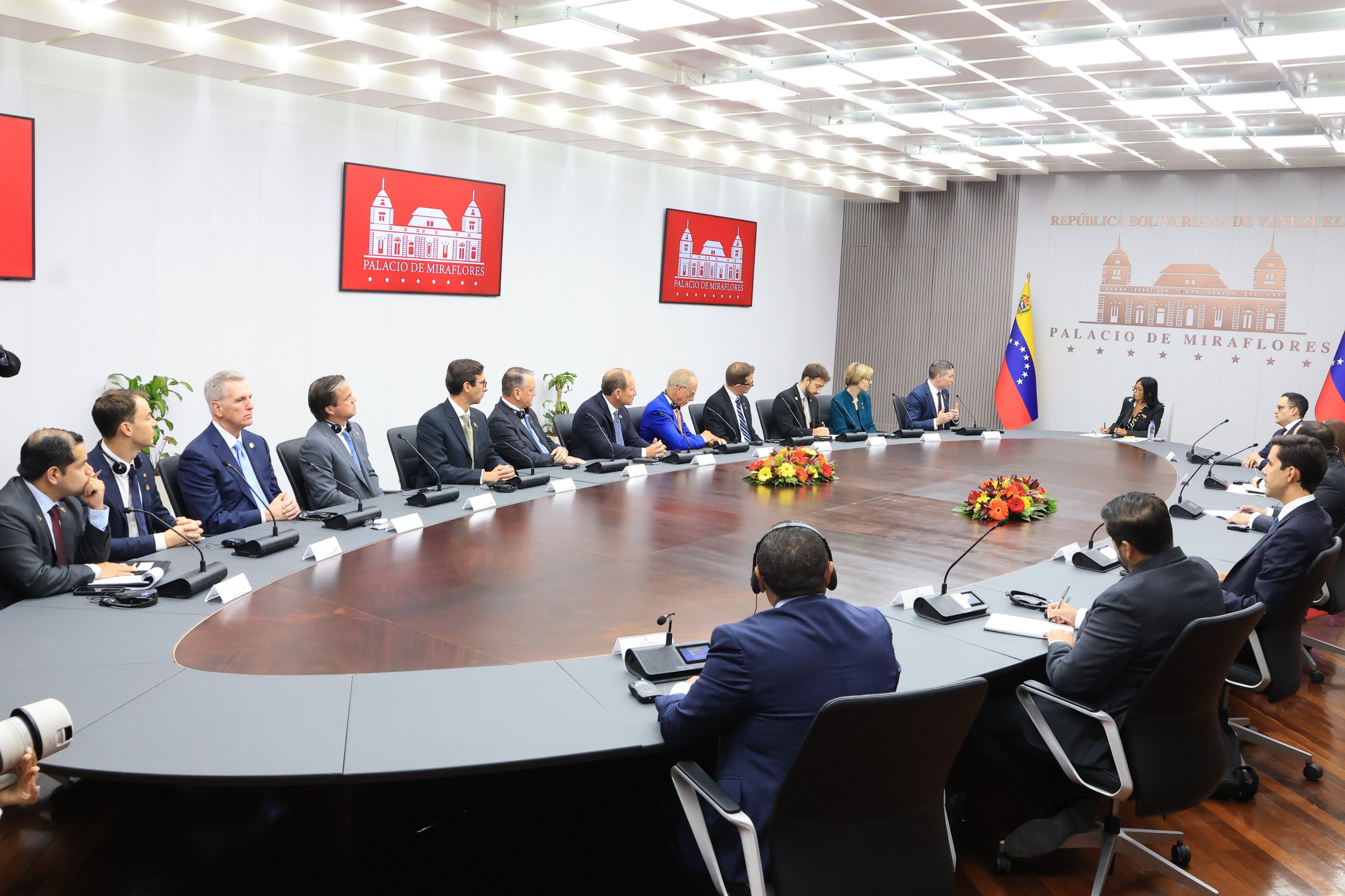 Delcy Rodríguez recibió a una comitiva de energía de EE.UU.