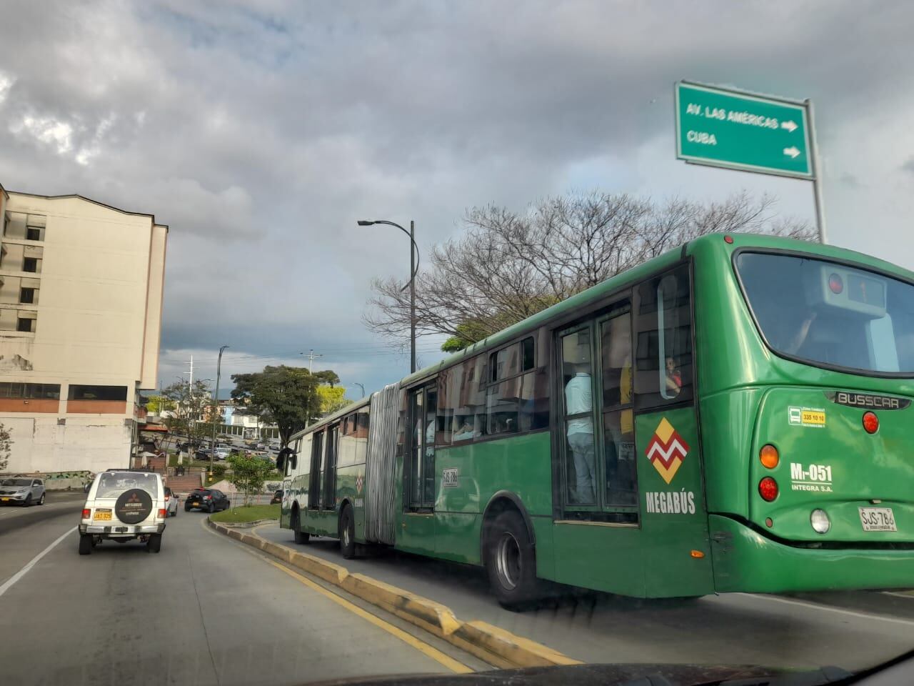 La media del pico y placa se aplica de lunes a viernes