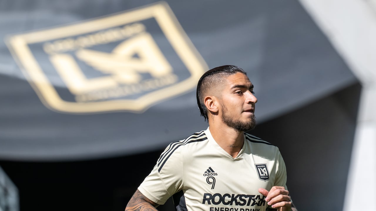 LOS ANGELES, CA - OCTOBER 30: Cristian Arango #9 of Los Angeles FC prior to the the MLS Cup Western Conference Final match against Austin FC at Banc of California Stadium in Los Angeles, California on October 30, 2022. Los Angeles FC won the match 3-0 (Photo by Shaun Clark/Getty Images)